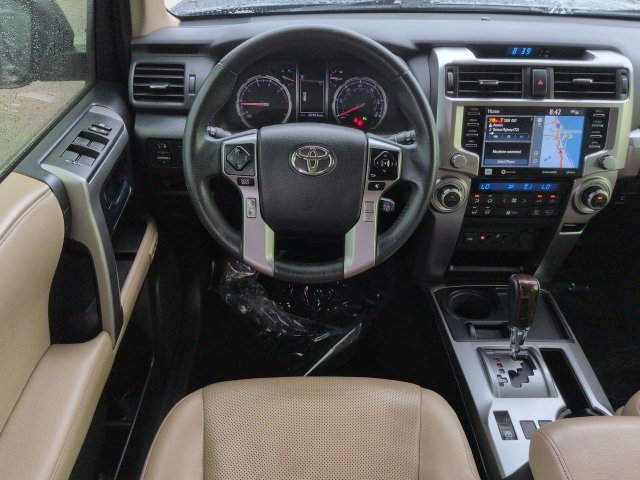 Used 2022 Toyota 4Runner Limited RWD image 17