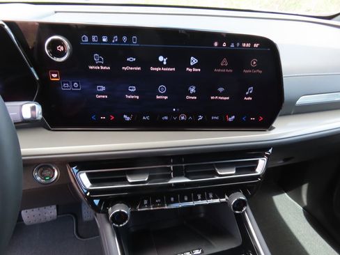 New 2026 Chevrolet Traverse LT AWD/4WD image 5