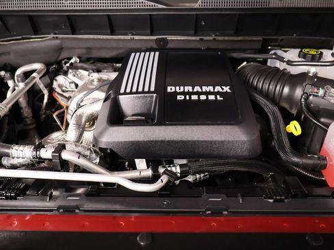 Used 2024 Chevrolet Silverado 1500 RST w/ Z71 Off-Road Package image 19