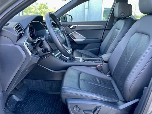 Used 2020 Audi Q3 2.0T Premium w/ Convenience Package AWD/4WD image 14
