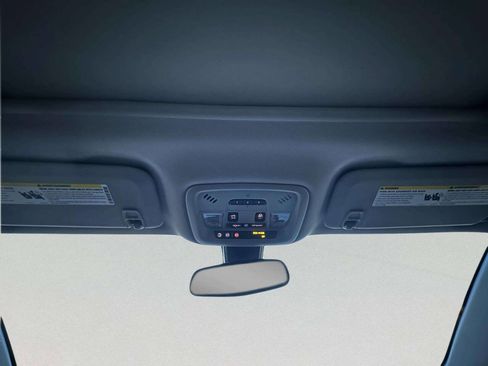 Used 2018 Chevrolet Malibu LT w/ Redline Edition image 29