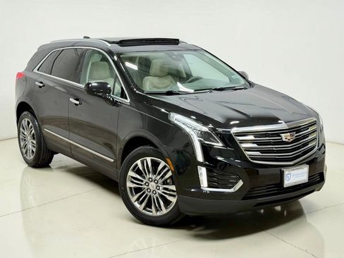 Used 2017 Cadillac XT5 Premium Luxury AWD/4WD image 8