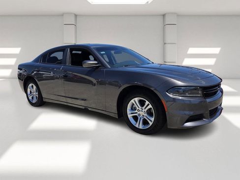 Certified 2022 Dodge Charger SXT w/ Leather Interior Group RWD image 7