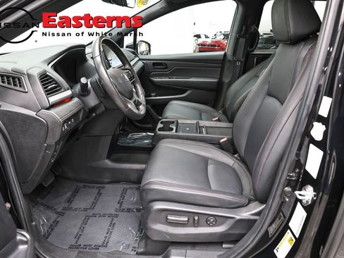 Used 2025 Honda Odyssey Sport-L image 13