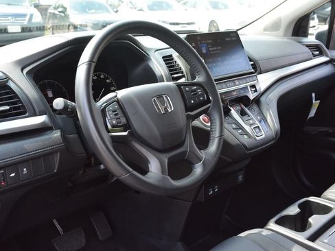 Used 2026 Honda Odyssey EX-L image 10