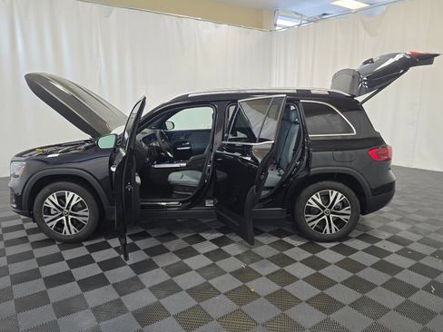 New 2026 Mercedes-Benz GLB 250 4MATIC image 13