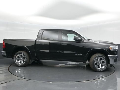 New 2026 RAM 1500 Big Horn AWD/4WD image 8