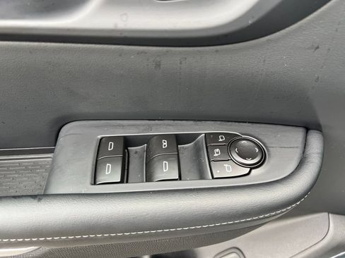 Used 2026 Buick Enclave Preferred FWD image 7