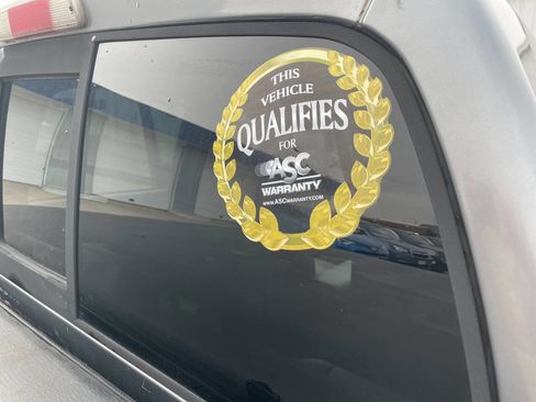 Used 2008 Dodge Dakota Laramie image 32