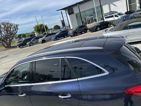 Used 2024 Mercedes-Benz GLC 300 image 5