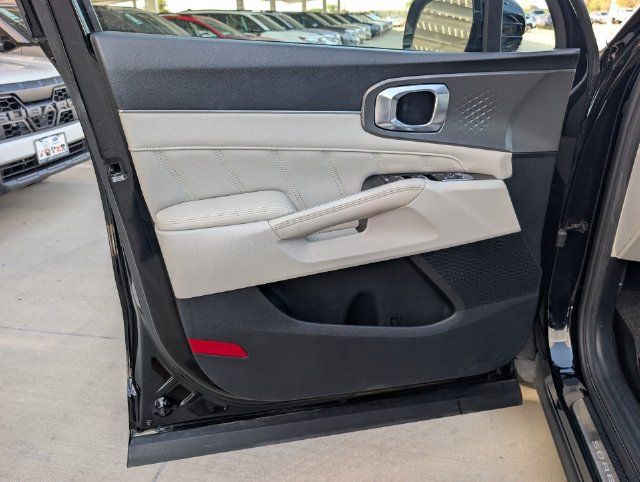 Used 2021 Kia Sorento SX AWD/4WD image 22