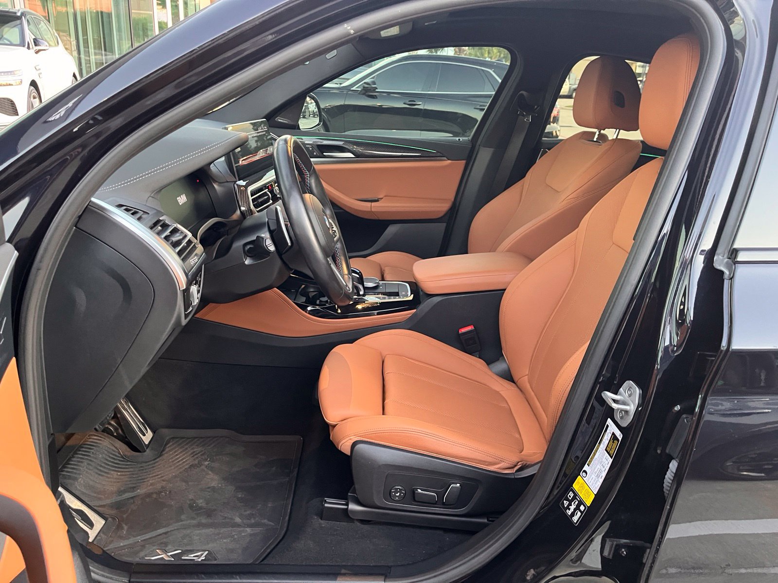 Used 2024 BMW X4 M40i w/ Premium Package AWD/4WD image 2