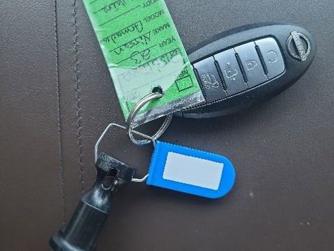 Certified 2021 Nissan Armada Platinum w/ Captain's Chairs Package AWD/4WD image 21