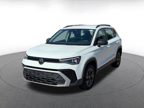 Used 2026 Volkswagen Taos S FWD image 5