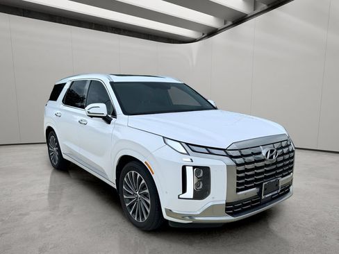 Used 2025 Hyundai Palisade Calligraphy FWD image 7