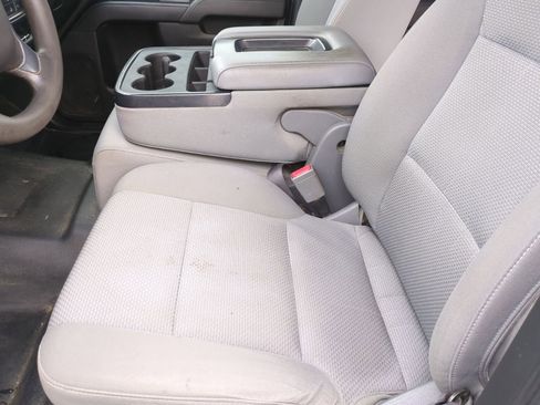 Used 2017 Chevrolet Silverado 2500 W/T image 16