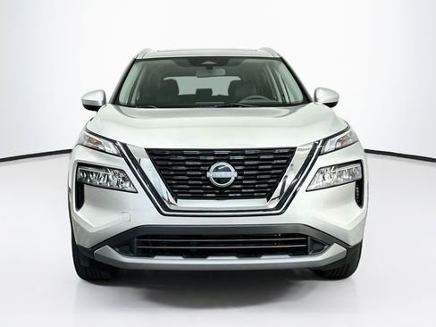 Used 2023 Nissan Rogue SV w/ SV Premium B Package AWD/4WD image 2