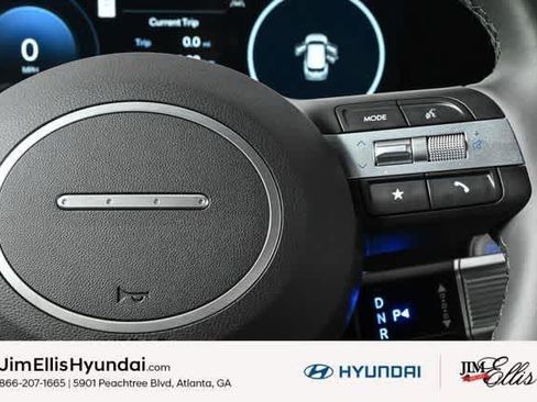 New 2025 Hyundai Tucson Limited AWD/4WD image 18