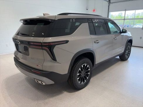 New 2026 Chevrolet Traverse Z71 w/ Driver Confidence Package AWD/4WD image 6