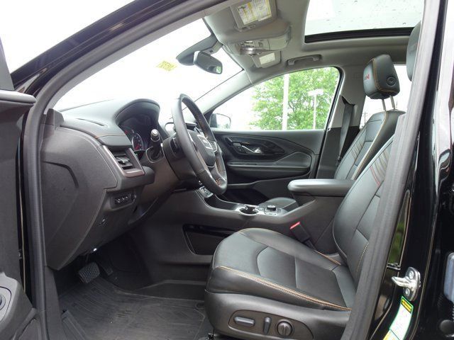 Used 2024 GMC Terrain AT4 w/ Infotainment Package II AWD/4WD image 8
