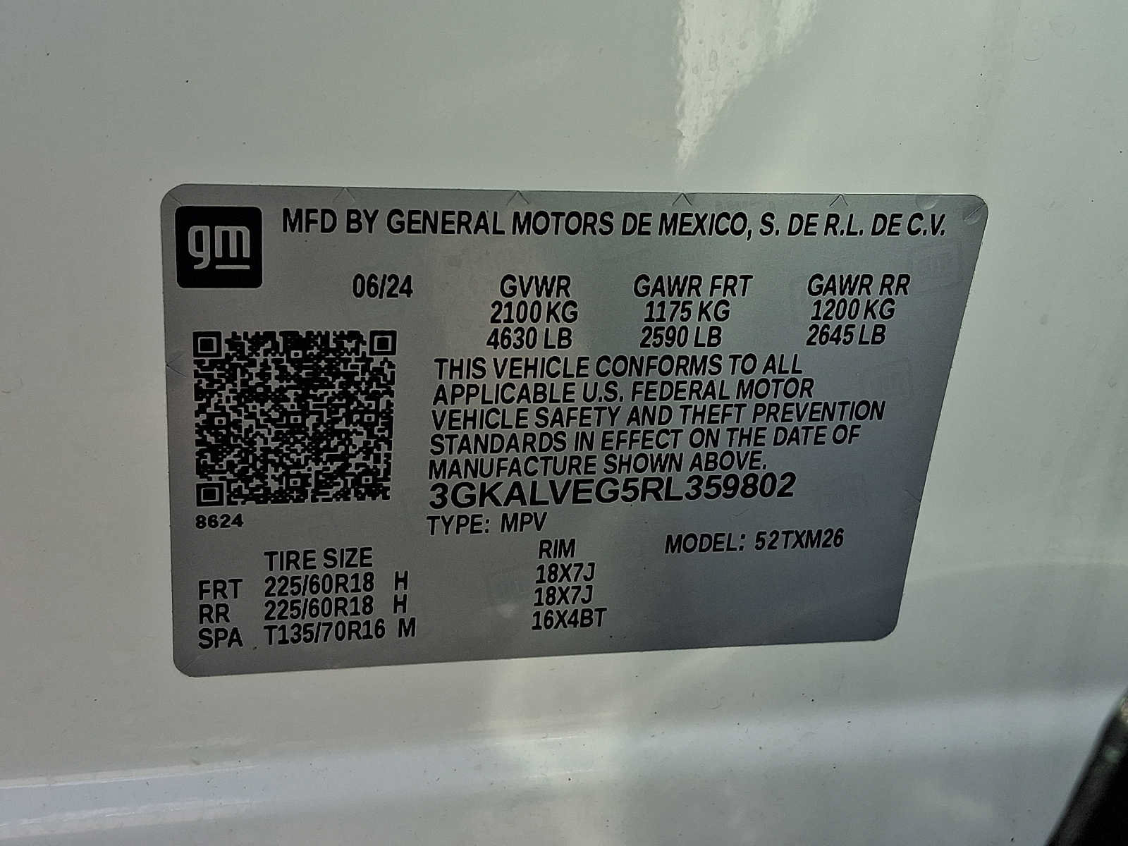 Used 2024 GMC Terrain SLT AWD/4WD image 28