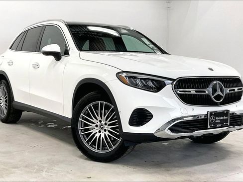 New 2026 Mercedes-Benz GLC 300 image 1