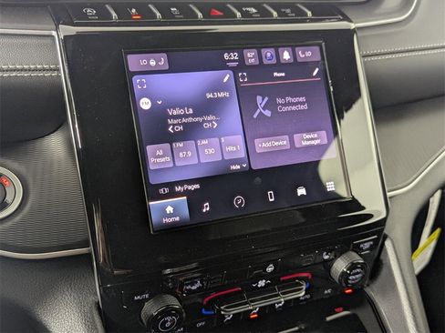 New 2025 Jeep Grand Cherokee Altitude image 22