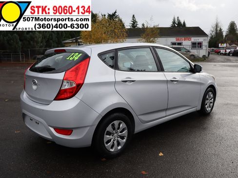 Used 2017 Hyundai Accent SE image 8