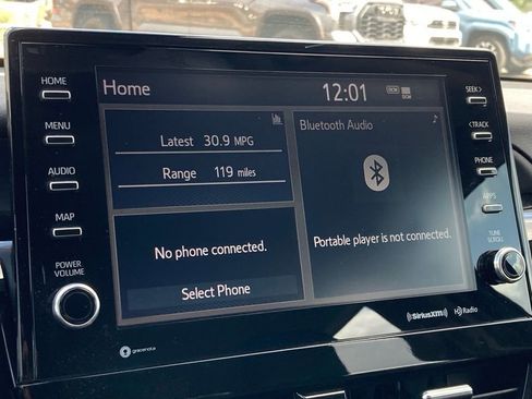 Used 2024 Toyota Camry XLE image 18