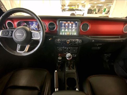 Used 2022 Jeep Wrangler Unlimited Rubicon w/ Steel Bumper Group image 15