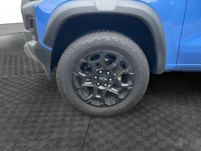 Used 2026 Chevrolet Colorado Trail Boss AWD/4WD image 14