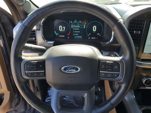 Used 2022 Ford F150 Lariat w/ Max Trailer Tow Package image 18