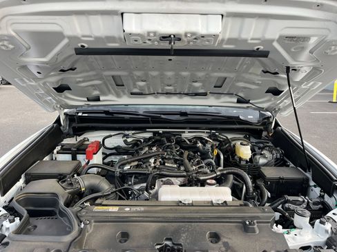 Used 2025 Toyota 4Runner SR5 image 32