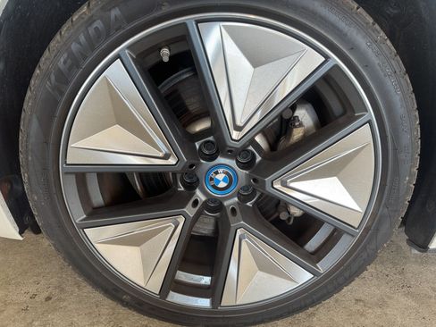 Certified 2024 BMW i4 eDrive35 w/ Premium Package RWD image 10