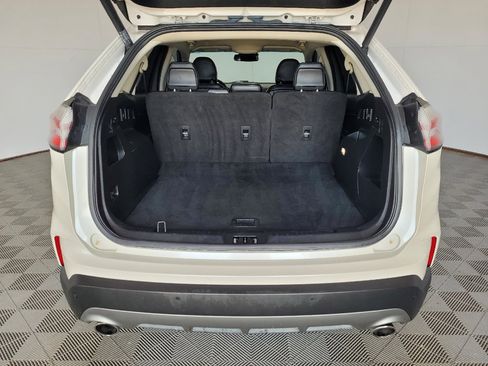 Used 2019 Ford Edge SEL w/ Equipment Group 201A FWD image 29