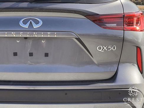 Certified 2022 INFINITI QX50 Luxe w/ Appearance Package image 6