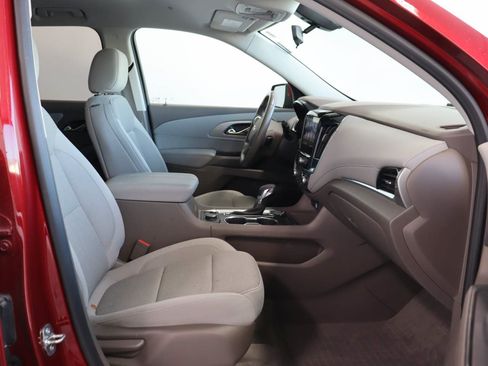 Used 2021 Chevrolet Traverse LT FWD image 20