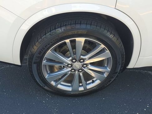 Certified 2024 Cadillac XT6 Premium Luxury w/ LPO, Floor Liner Package AWD/4WD image 6