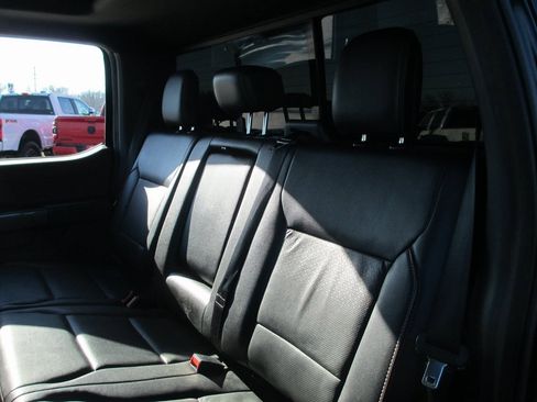 Used 2022 Ford F150 Lariat w/ Equipment Group 502A High image 21