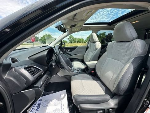 Used 2020 Subaru Forester Premium AWD/4WD image 16