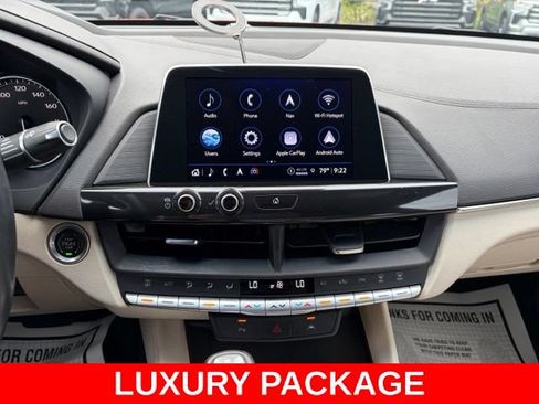 Used 2023 Cadillac CT4 Luxury w/ Sun And Sound Package RWD image 23