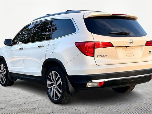 Used 2016 Honda Pilot Touring image 13
