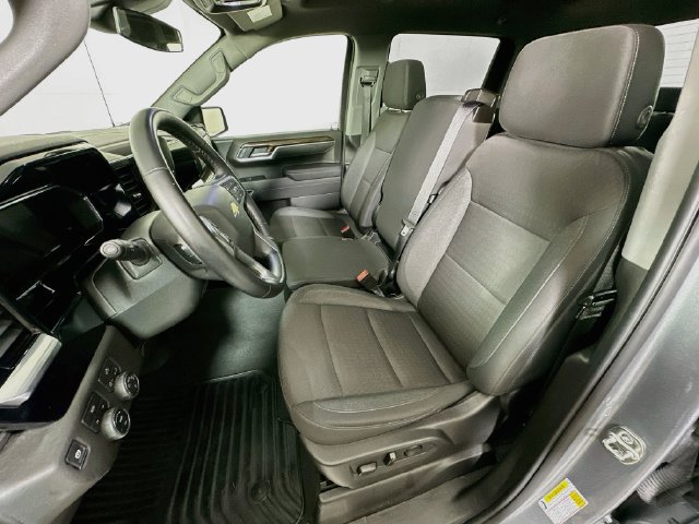 Used 2026 Chevrolet Silverado 1500 LT AWD/4WD image 26