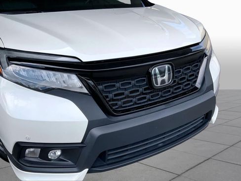 Used 2019 Honda Passport Touring image 32