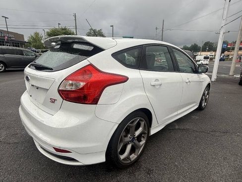 Used 2014 Ford Focus ST w/ Equipment Group 202A FWD image 4