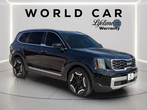 Used 2024 Kia Telluride S w/ S Sunroof Package FWD image 1