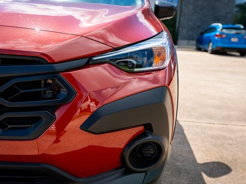 Certified 2025 Subaru Crosstrek 2.0i AWD/4WD image 3