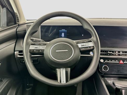 Used 2025 Hyundai Tucson SEL FWD image 18