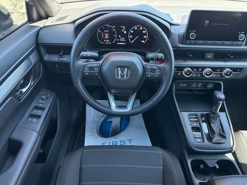 Certified 2025 Honda CR-V Sport image 18