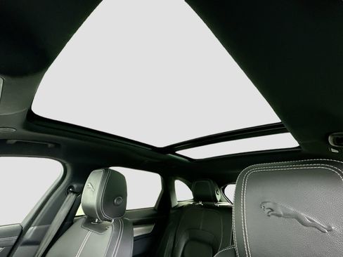 Used 2025 Jaguar F-PACE R-Dynamic S image 25